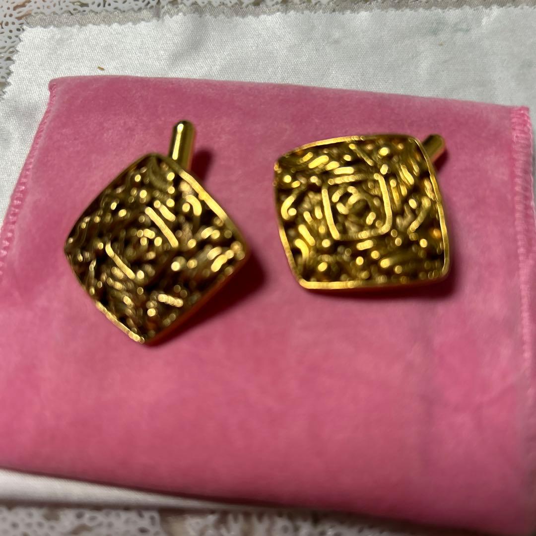 CHANEL シャネルカフス