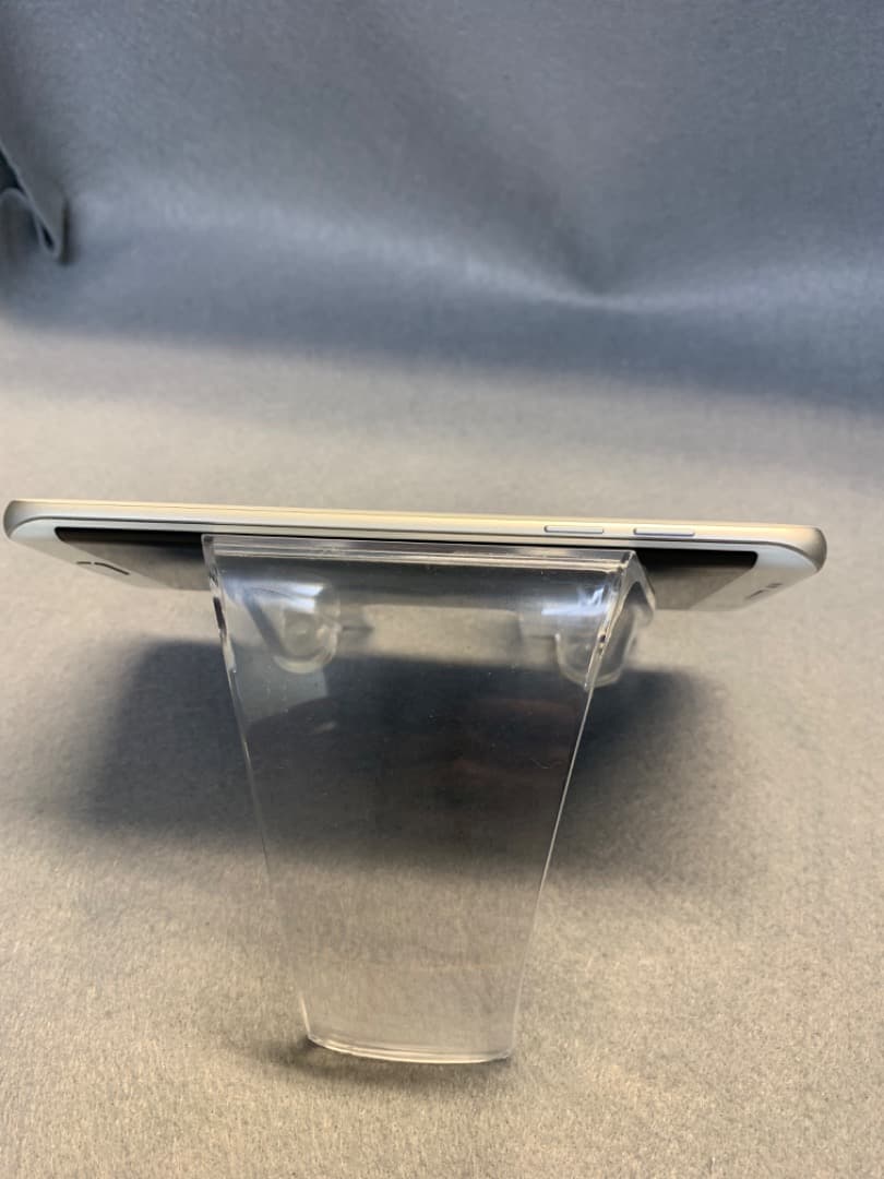 美品　国内版　SIMフリー　Galaxy s7 edge ホワイト色