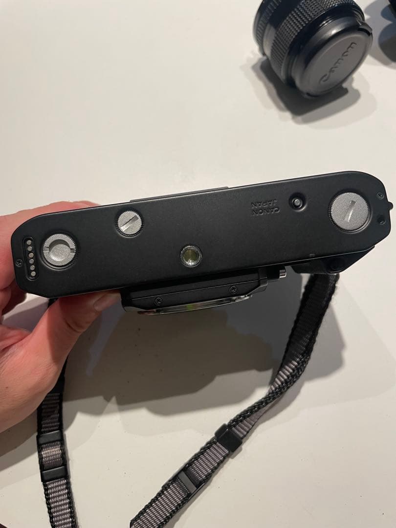 Canon F-1 一眼レフカメラ　レンズセット　カバン付