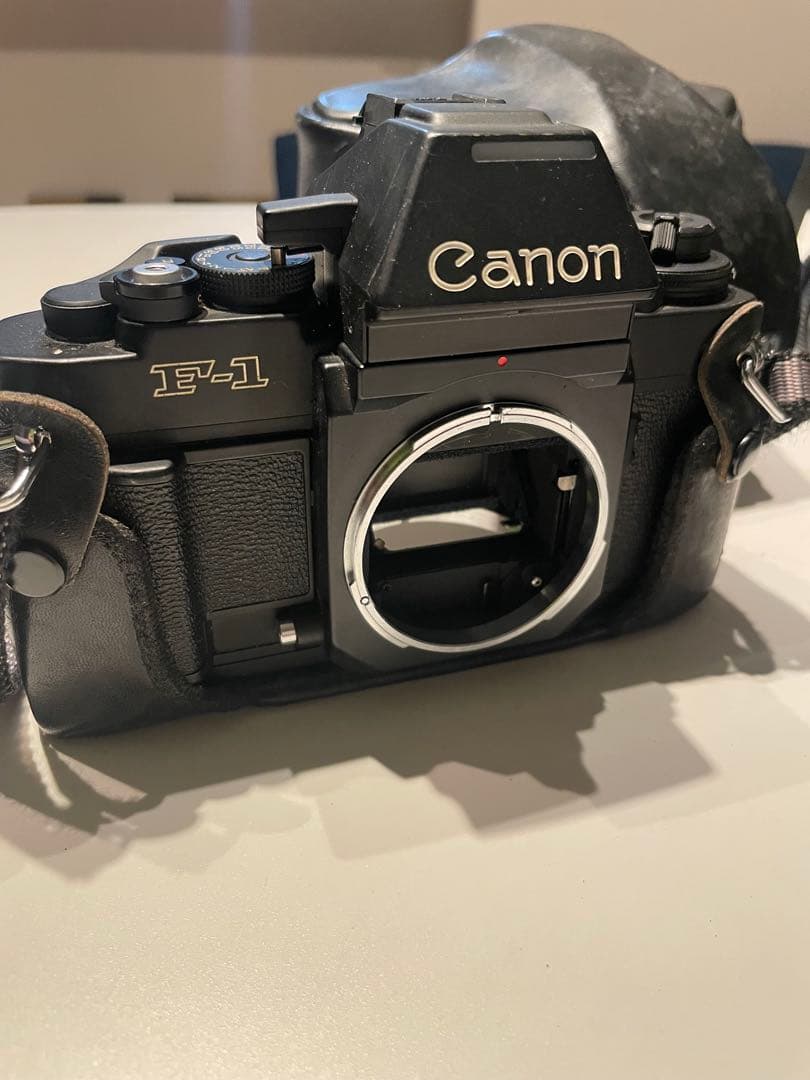 Canon F-1 一眼レフカメラ　レンズセット　カバン付