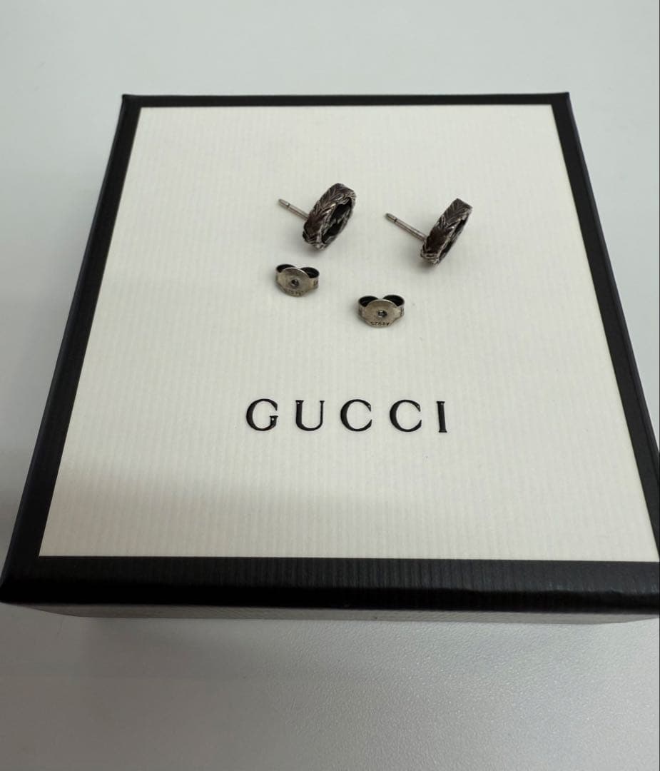 【美品】GUCCI インターロッキング ピアス両耳