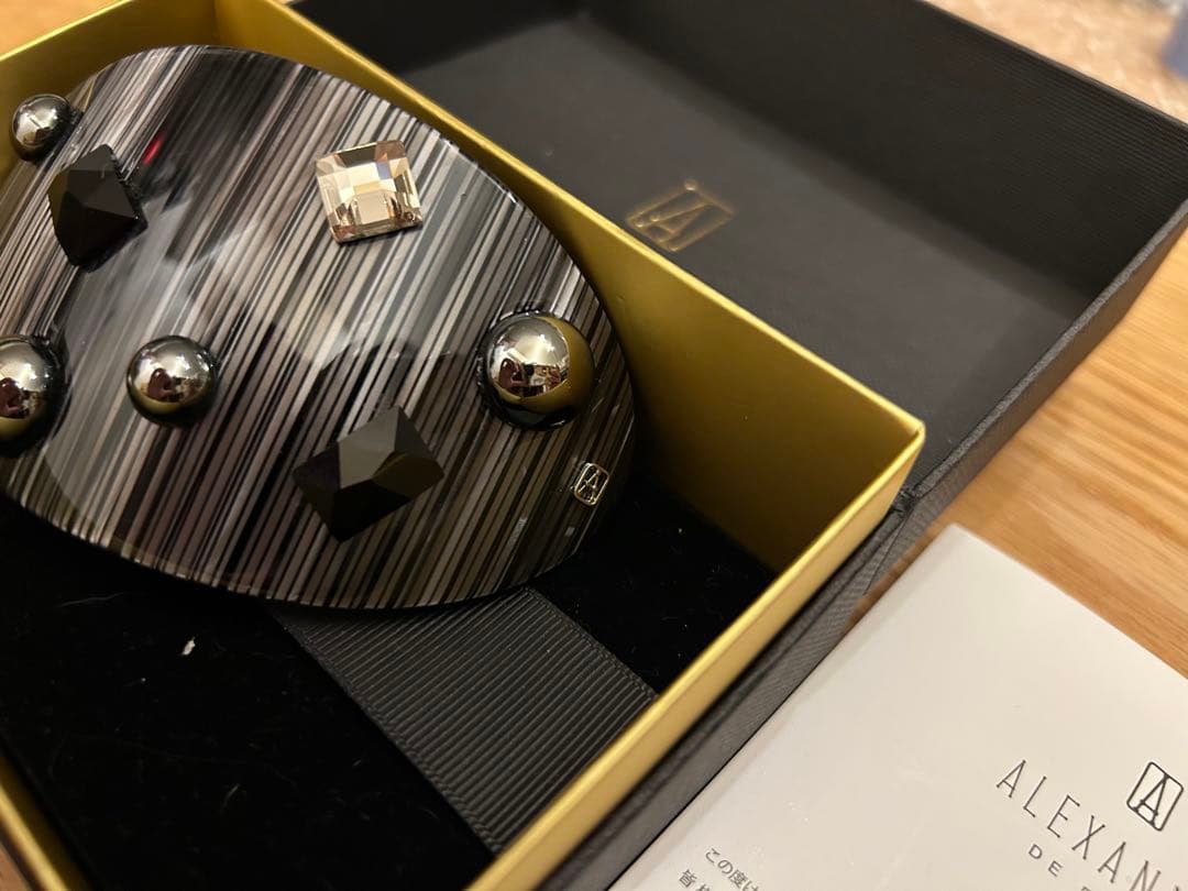 KA☆HIさま専用　アレクサンドルドゥパリ スワロフスキーとブラックパール