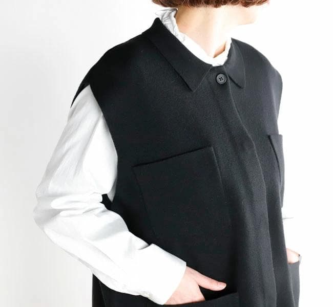 【新品タグ付】mizuiro ind ミズイロインド 襟付きワイドベスト 黒