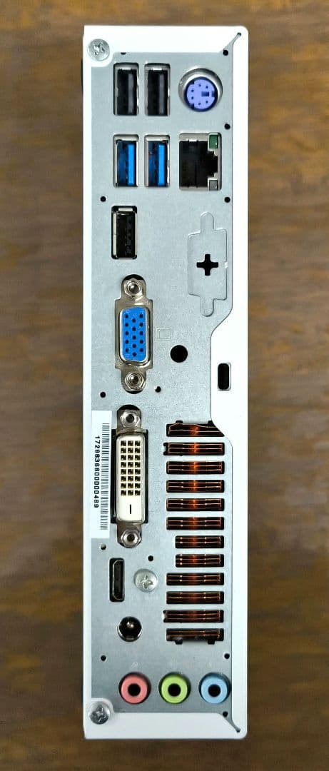 EPSON Endeavor ST180Eデスクトップパソコン