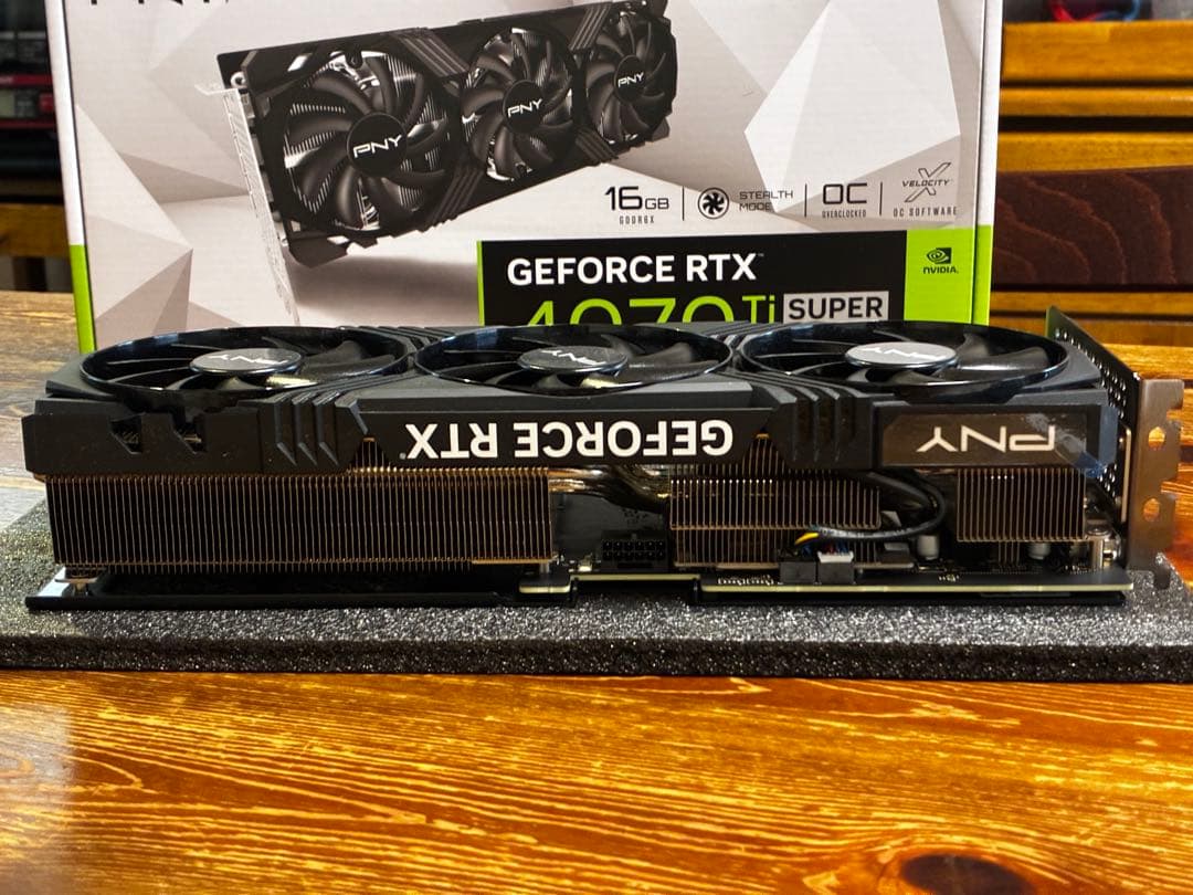 a*k様 PNY GEFORCE RTX 4070 Ti SUPER グラフィッ