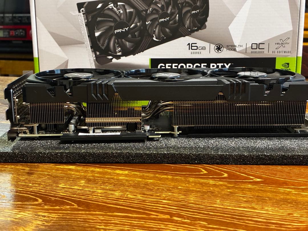 a*k様 PNY GEFORCE RTX 4070 Ti SUPER グラフィッ