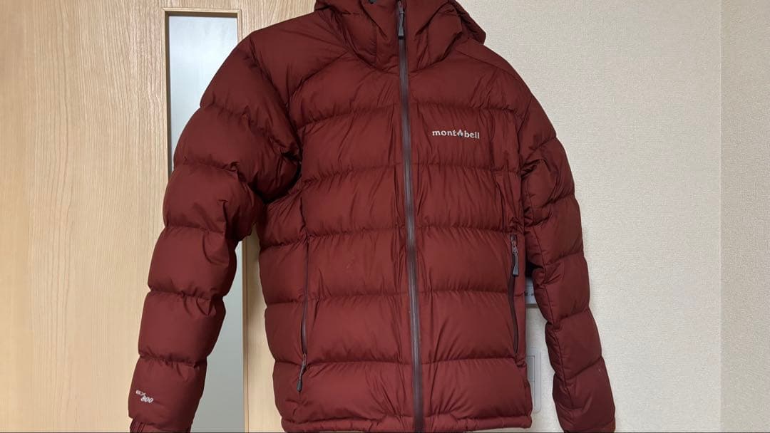 montbell バーガンディ ダウンジャケット