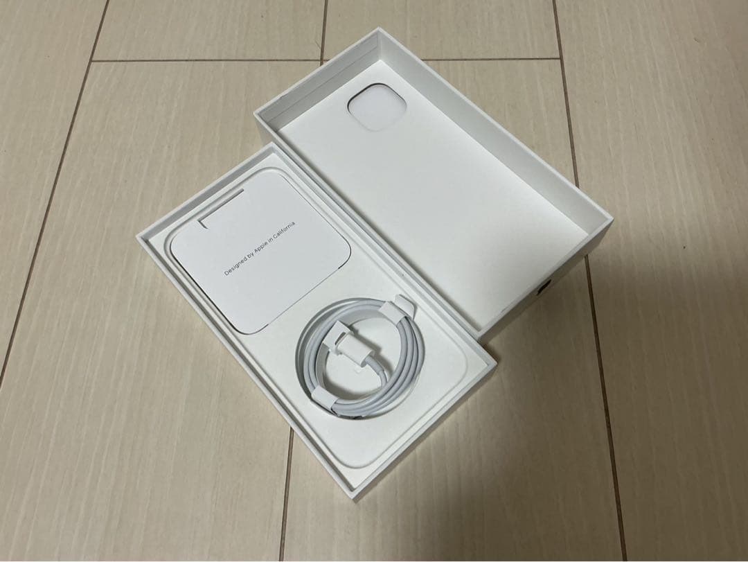 スマートフォン本体 iPhone14 plus 512GB iOS26.1