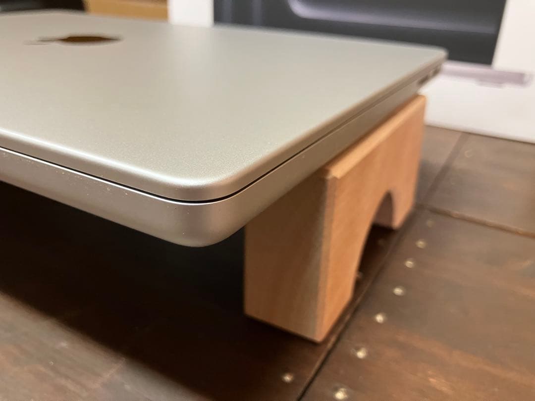 美品 MacBook Pro M3 16GB 1TB US配列キー 充電回数極少