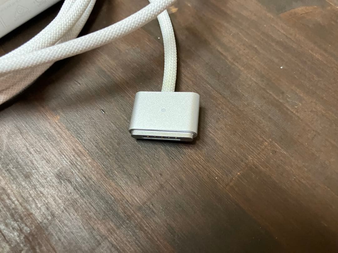 美品 MacBook Pro M3 16GB 1TB US配列キー 充電回数極少