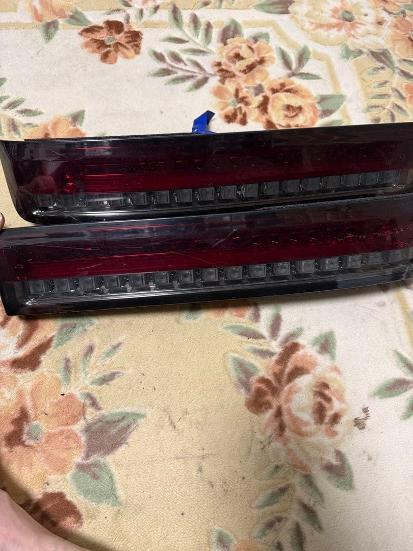 reiz da17w フルLEDスモークテールランプ　爪折れあり