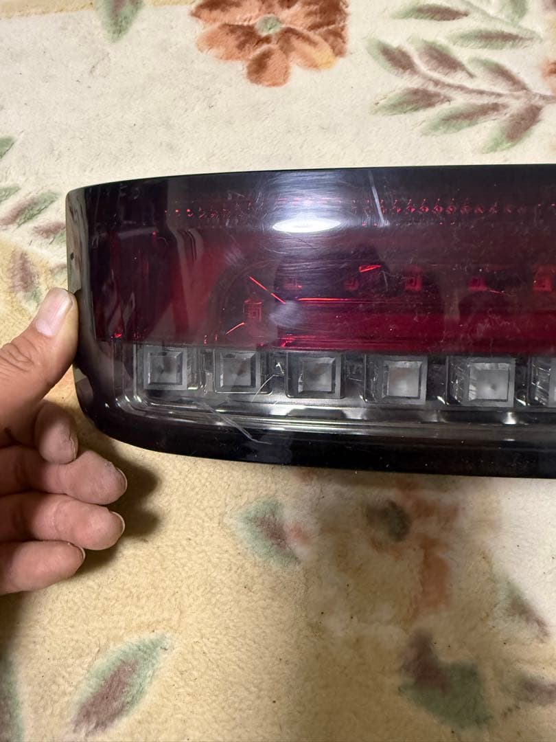 reiz da17w フルLEDスモークテールランプ　爪折れあり