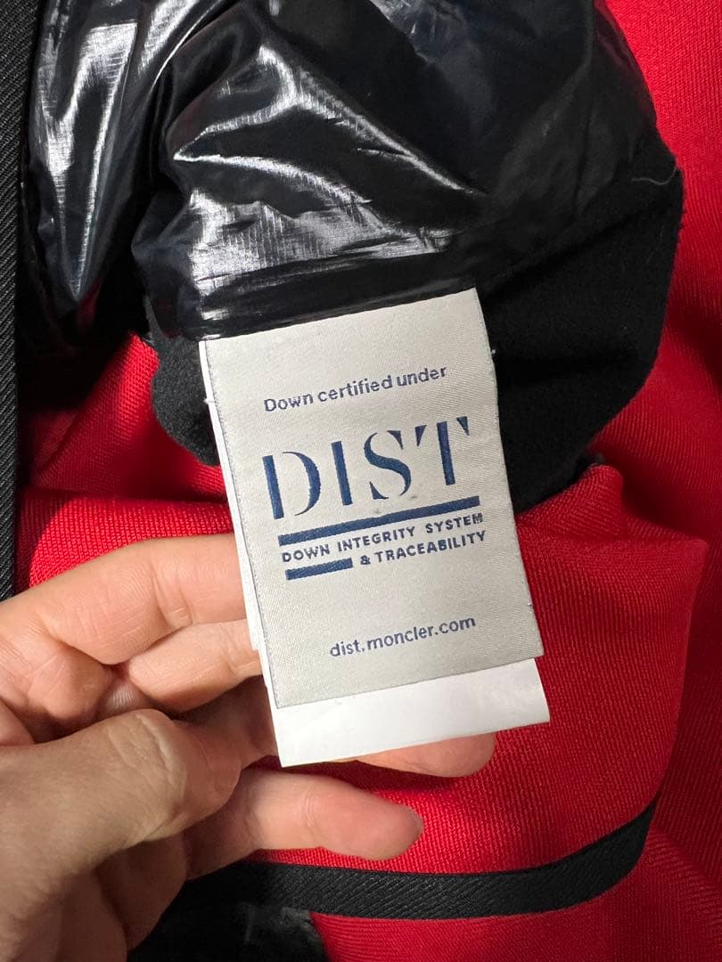 モンクレール ハイブリッド ダウンジャケット ニットダウン　赤黒