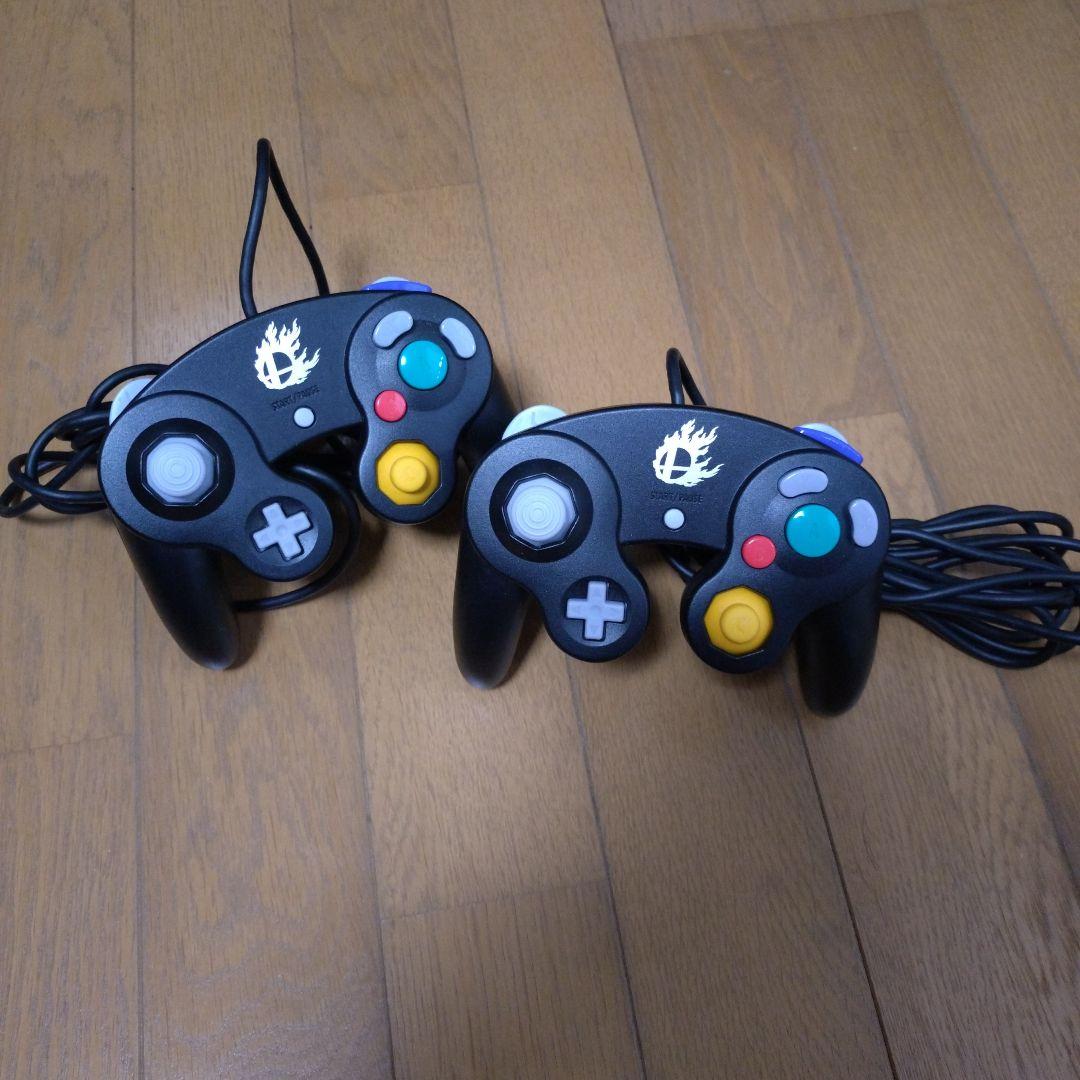 Nintendo 任天堂純正ゲームキューブコントローラー＆ 接続タップ