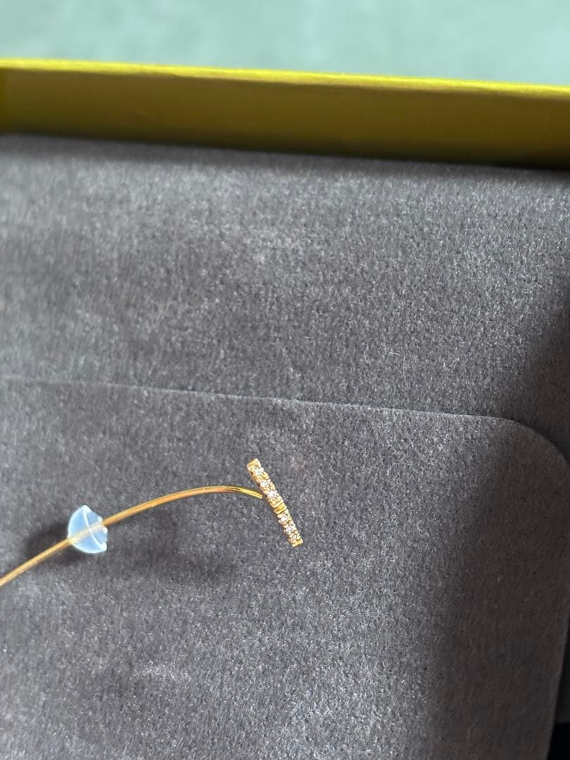 ヒロタカ　K10 ダイヤモンド アローピアス