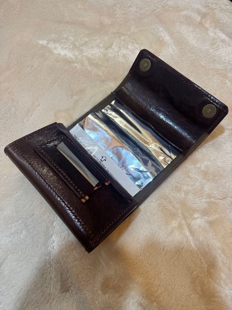 へ*い様 手巻きたばこ 三つ折りシャグポーチ（茶色）姫路レザー使用