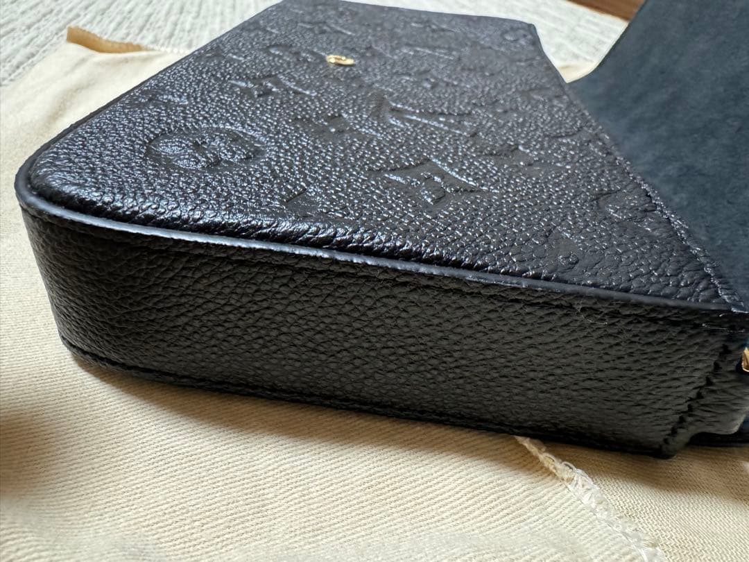 ポシェット・フェリシー　　ルイヴィトン