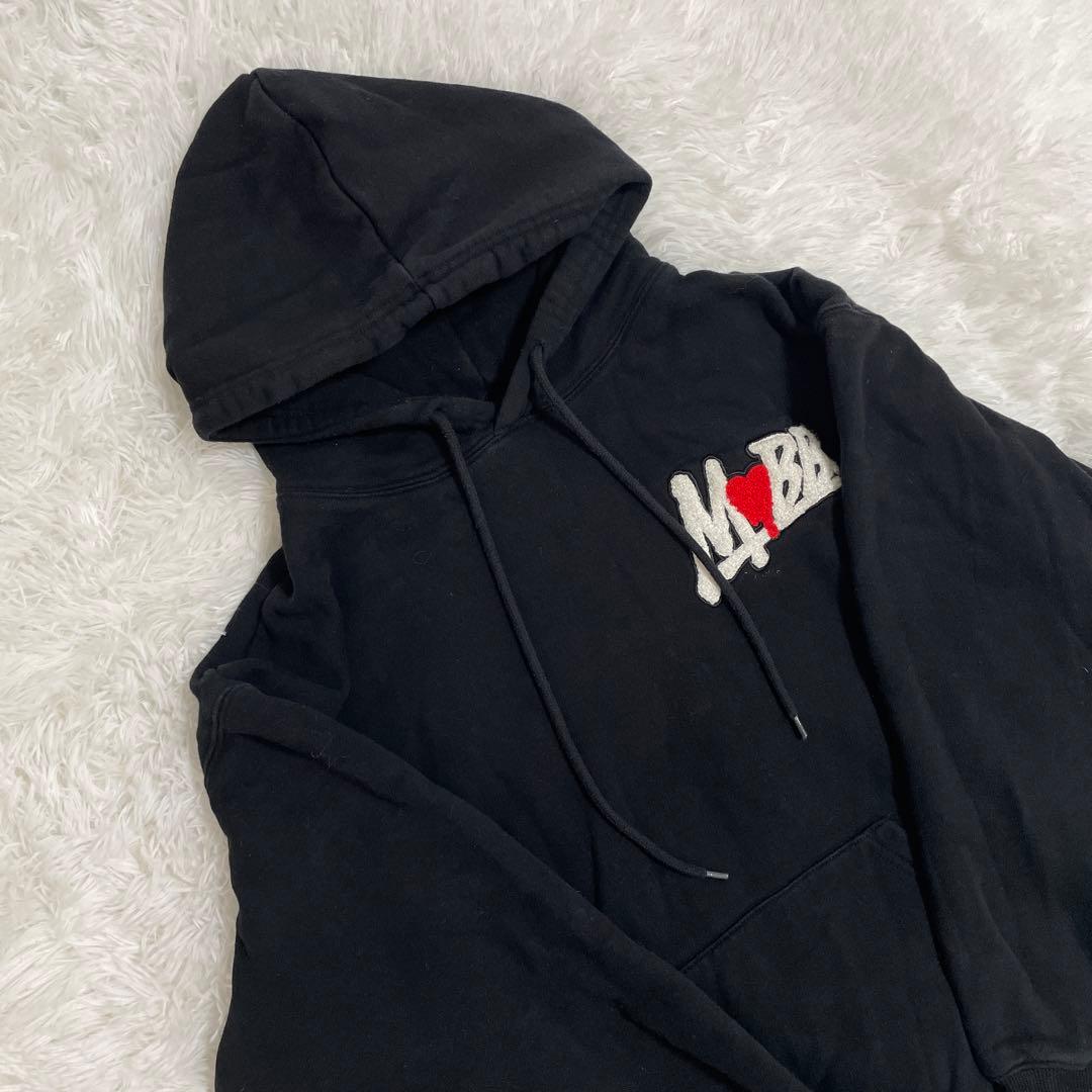 MOBB. ハートデザイン　刺繍　フード付きパーカー　L