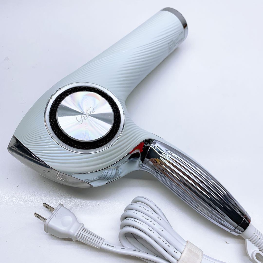 美品⭐️ノズル付き　Refa リファ ビューティック ドライヤー プロ MTG