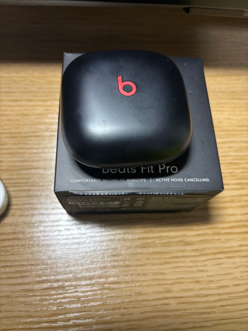 Beats Fit Pro ブラックワイヤレスイヤホン ビーツ