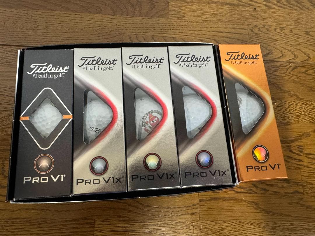 Scotty Cameron M&G Pro V1/V1x 5スリーブ セット