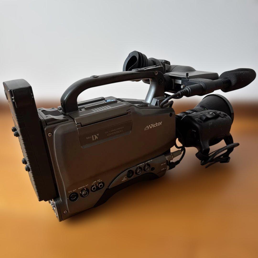 Victor 業務用ビデオカメラ GY-DV500 充電器付き