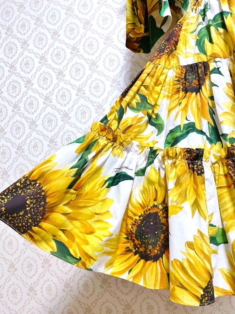 美品 DOLCE&GABBANA ドルチェ&ガッバーナ ひまわり柄ワンピース