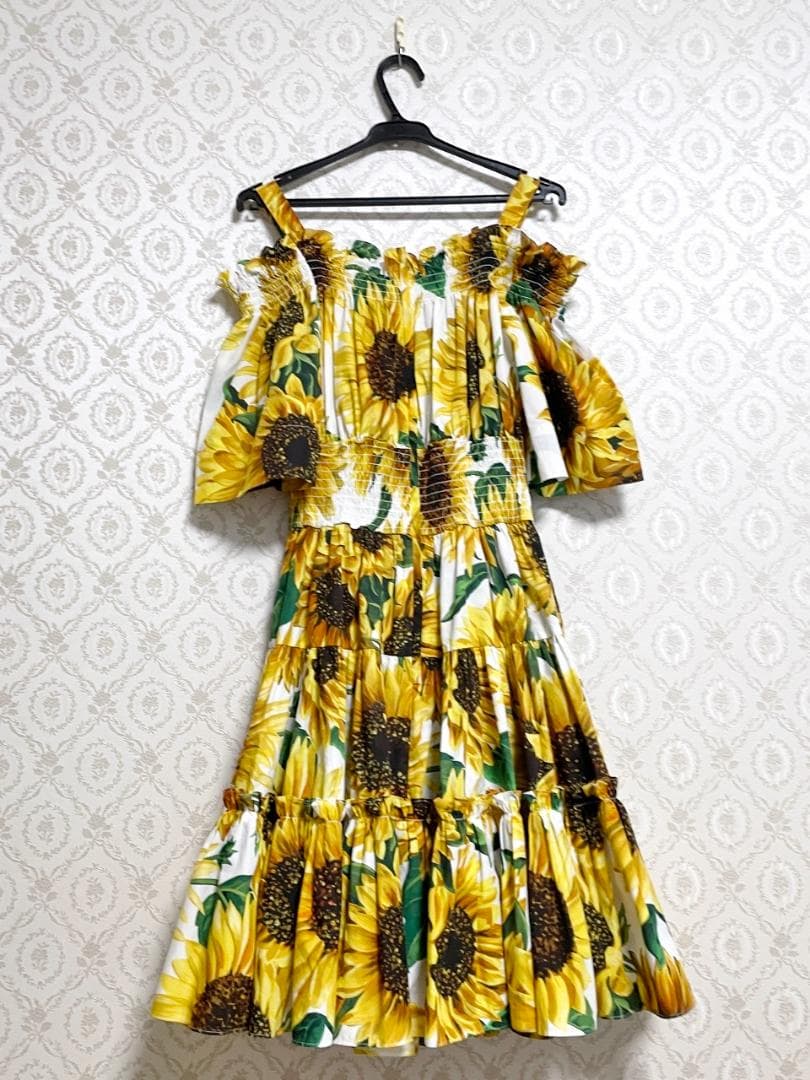 美品 DOLCE&GABBANA ドルチェ&ガッバーナ ひまわり柄ワンピース