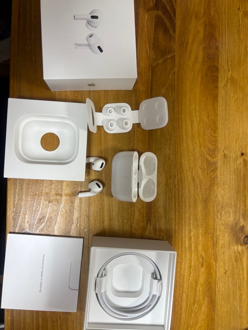 Apple AirPods Pro 本体・充電ケース・箱付き