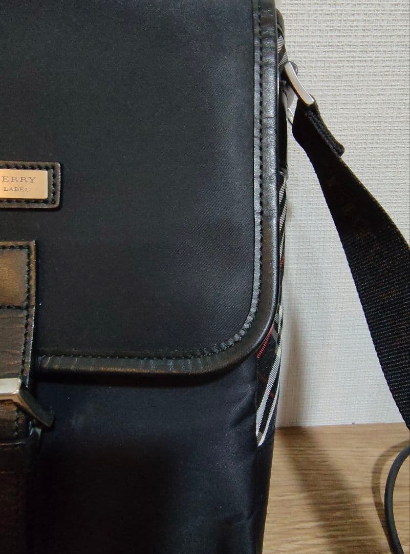 sanzoku　Burberry　BLACK LABEL ショルダーバッグ