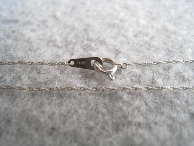 ☆素敵！きらきら輝きプラチナ pt850長さ40cm ネックレス新品！
