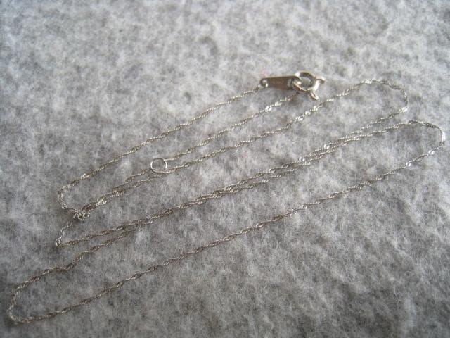 ☆素敵！きらきら輝きプラチナ pt850長さ40cm ネックレス新品！