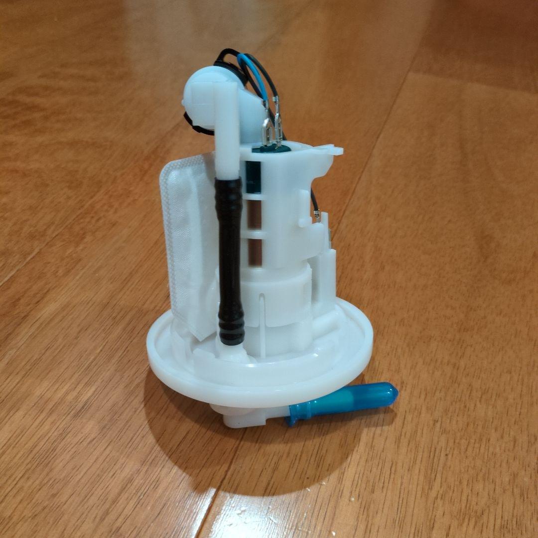 SR400 FI 燃料ポンプ　新品