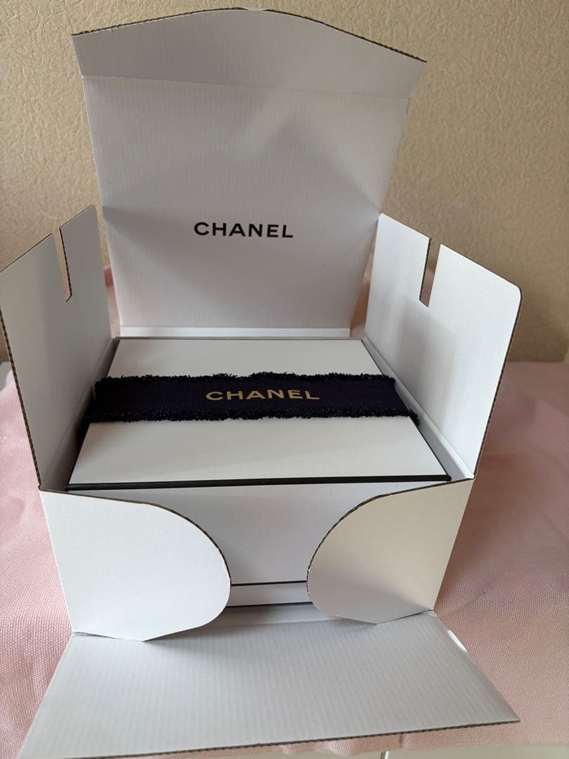 CHANEL クリスマスコフレ 2025 アイシャドウ&マスカラ