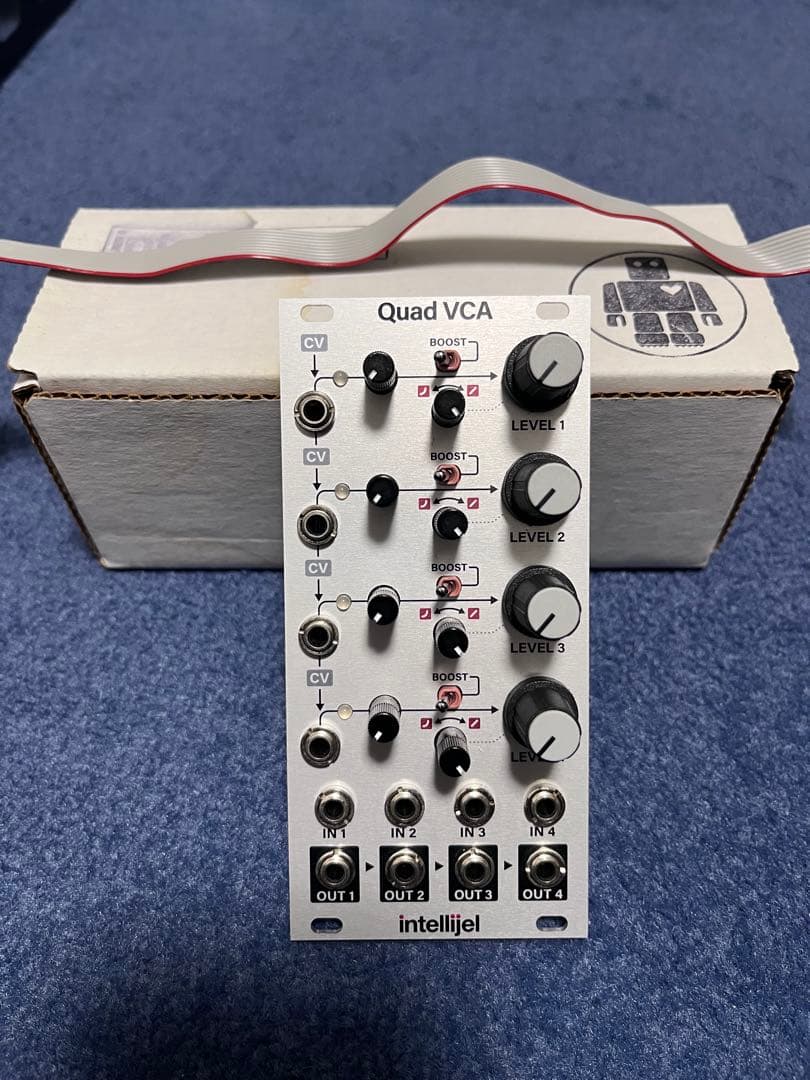 intellijel Quad VCA モジュール