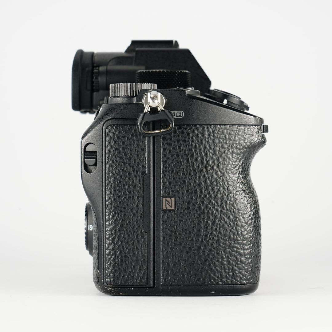 SONY α7RIII 4240万画素 レンズセット 他と差をつける初めの1台