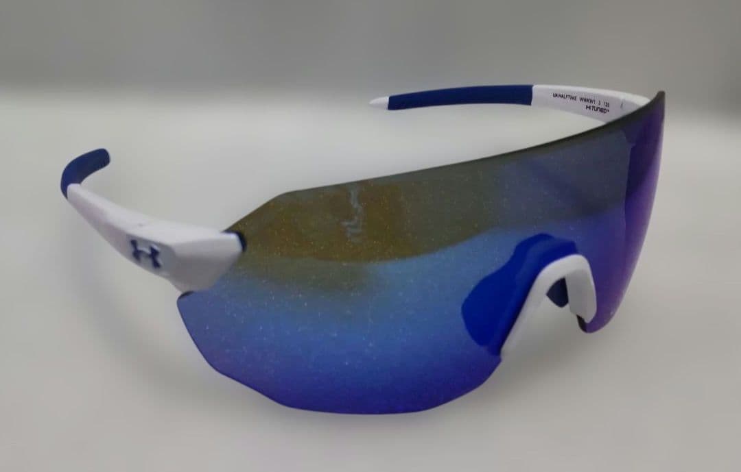 激安【新品】アンダーアーマースポーツサングラス ハーフタイム