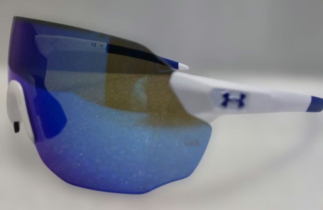 激安【新品】アンダーアーマースポーツサングラス ハーフタイム