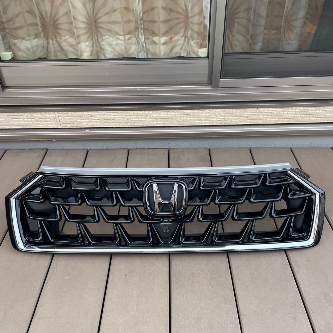 ホンダ ヴェゼル 6AA-RV5 純正オプション フロントグリル