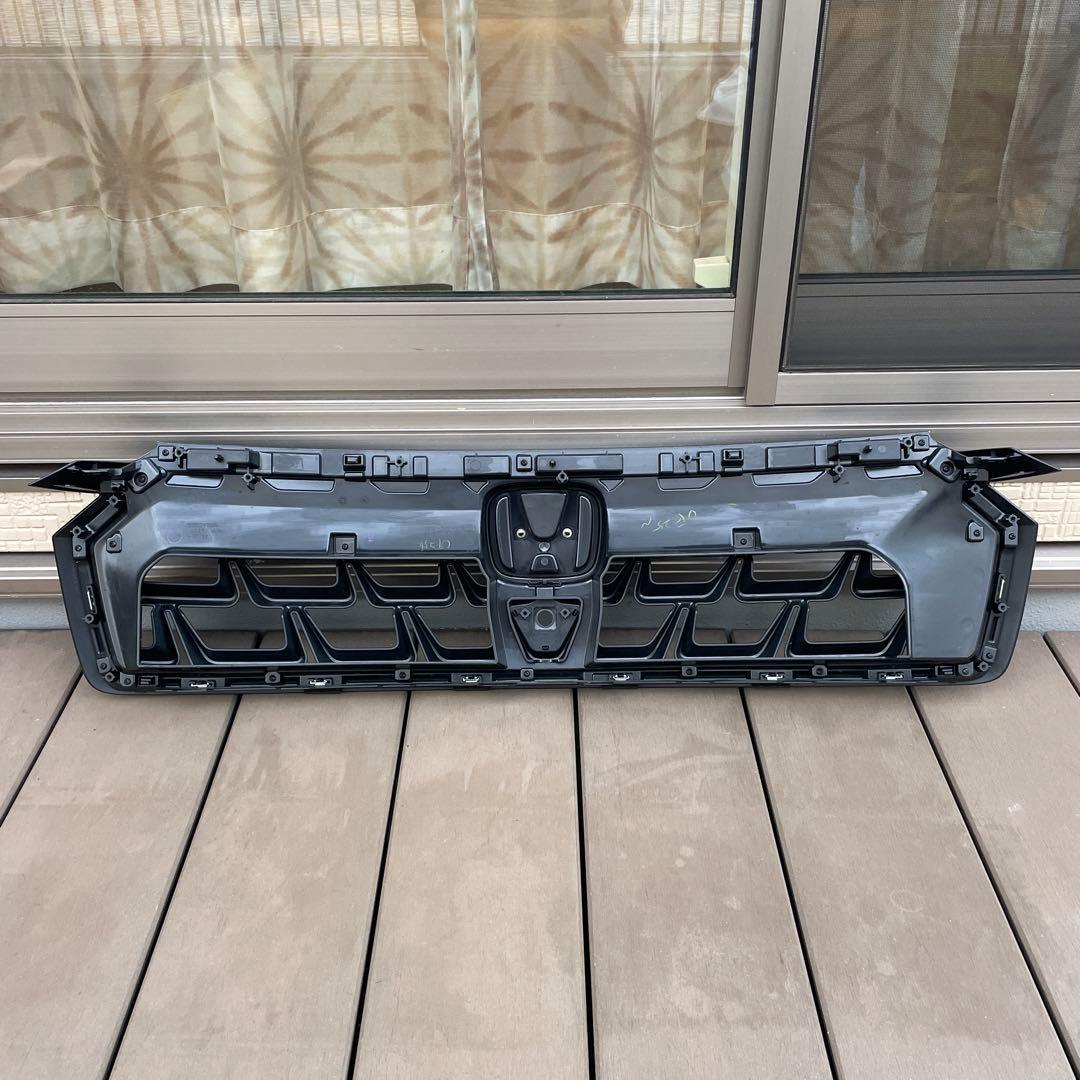 ホンダ ヴェゼル 6AA-RV5 純正オプション フロントグリル