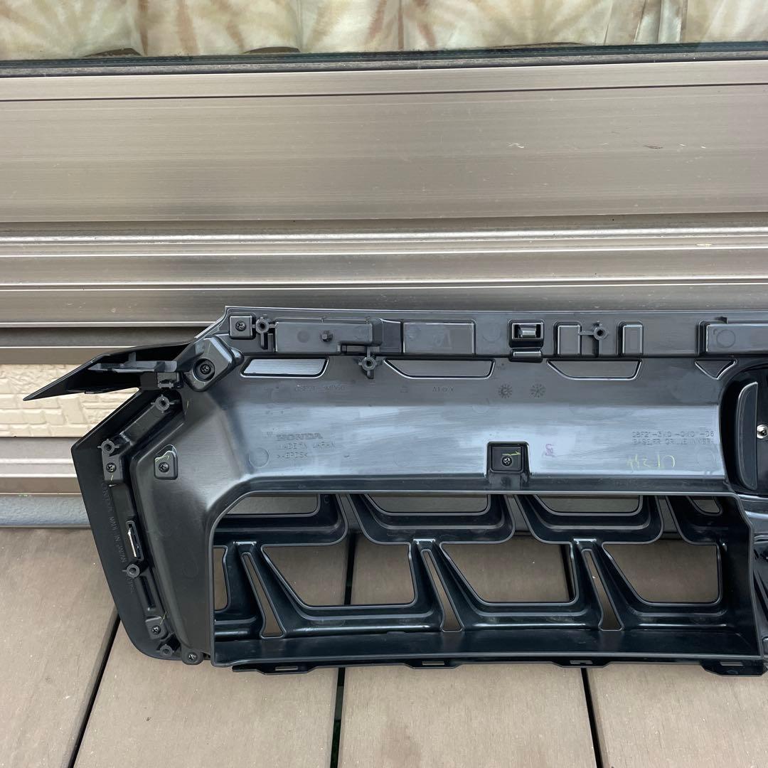 ホンダ ヴェゼル 6AA-RV5 純正オプション フロントグリル