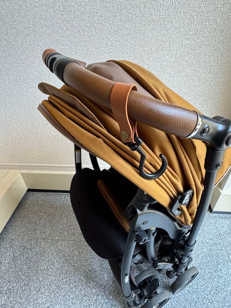 Aprica 折りたたみ式ベビーカー ブラウン