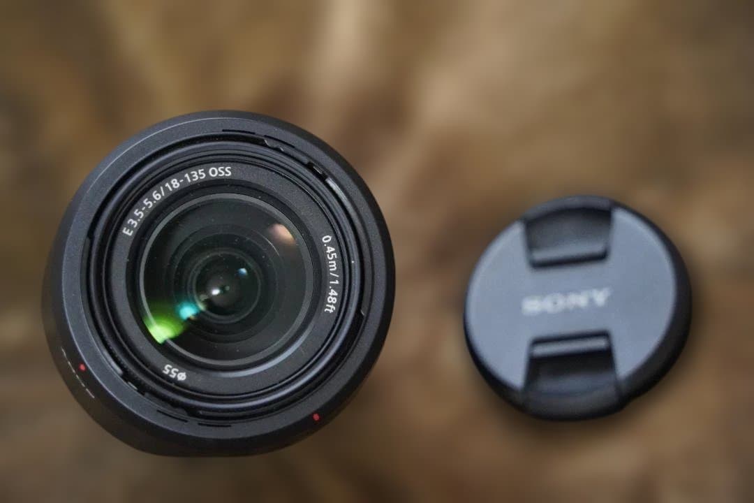 ソニーズームレンズ18-135mm F3.5-5.6 OSS「SEL18135」