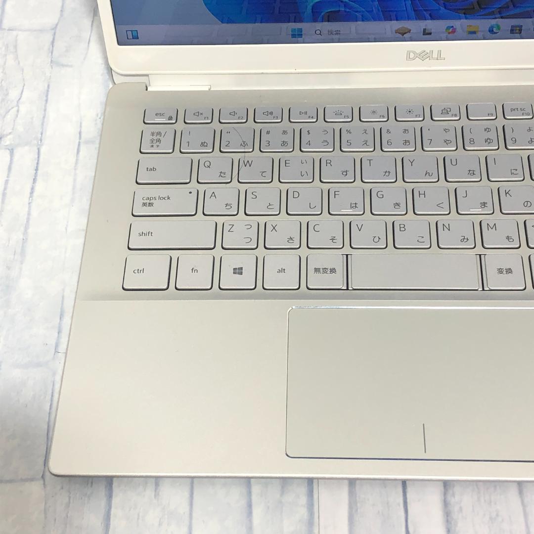 DELL ノートパソコン本体 第10世代Core i5/SD256GB/8GB
