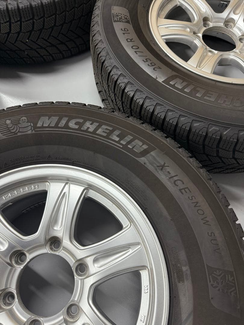 265/70R16 スタッドレスタイヤ　PCD139.7/6H.26