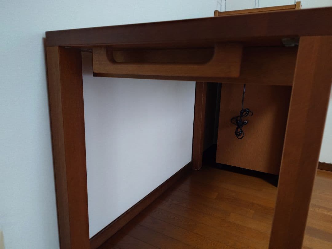 ①〈カリモク〉人気☆ボナシェルタシリーズ　学習机モルトブラウン110