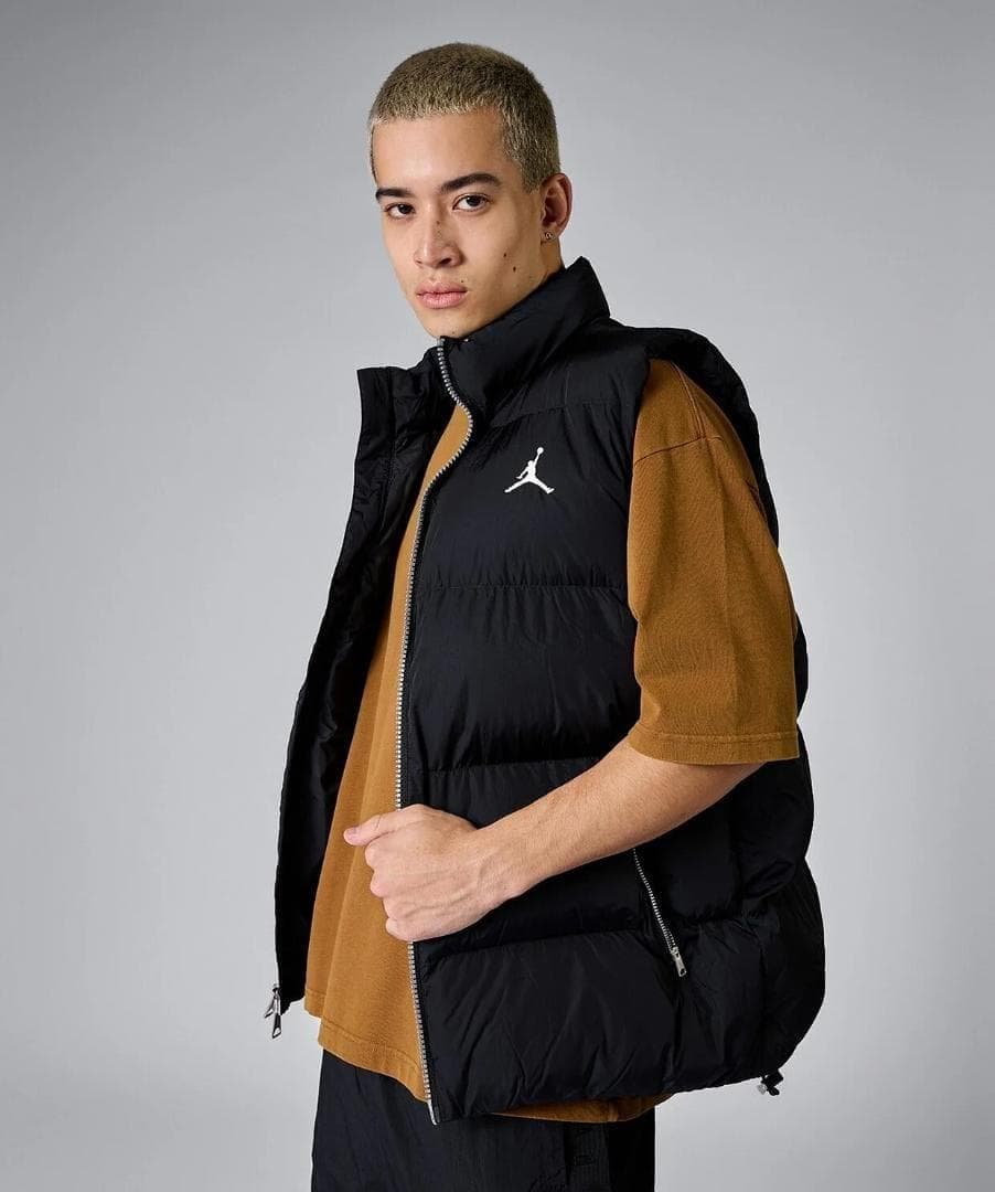 XL　JORDAN 中綿　ベスト　黒　新品 ジョーダン　ナイキ NIKE