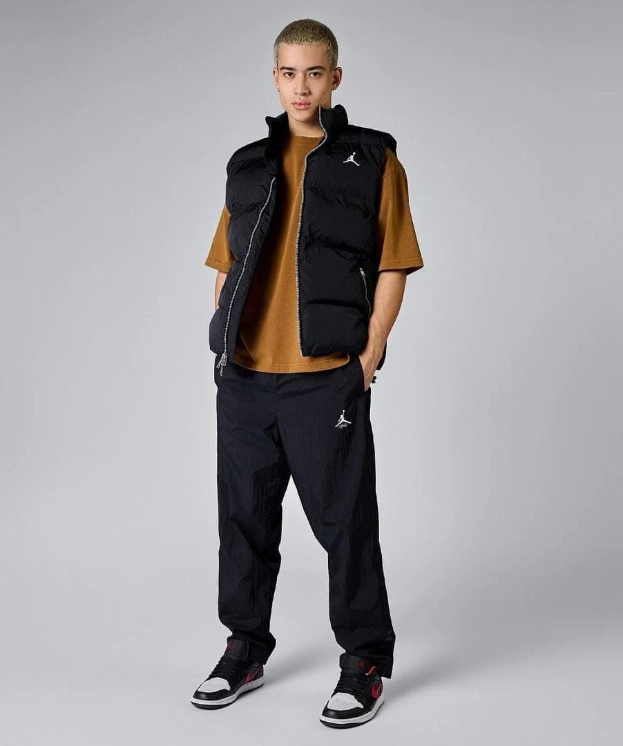 XL　JORDAN 中綿　ベスト　黒　新品 ジョーダン　ナイキ NIKE