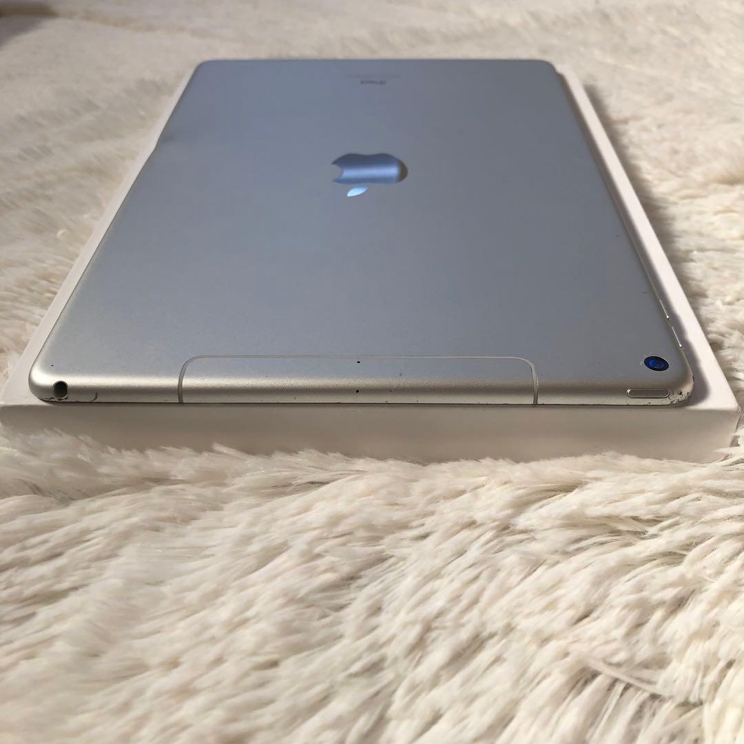 【特別価格！】iPad Air3 256GB SIMフリー【すぐ発送】