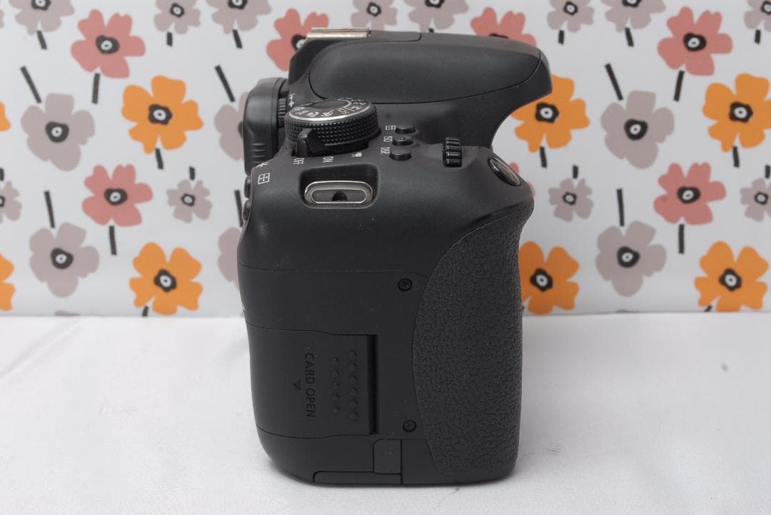 ❤Canon Kiss X8i❤バッテリー２個付き❤Wレンズ❤Wi-Fi転送❤